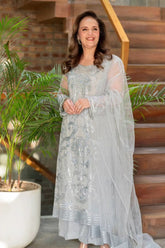 hina khawaja in Natasha Kamal - Ellie - grey sequins - Net lined with crepe de chin - 3 Piece