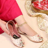 JootiShooti - Ombre Oasis White Khussa For Women