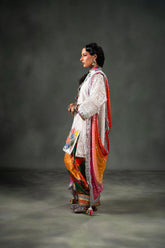 Nilofer Shahid - Kosem - White