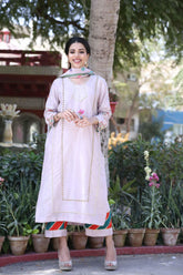 Urooj Fahd - Heather