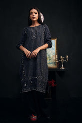 Sadia Aamir - Charcoal Qainaat