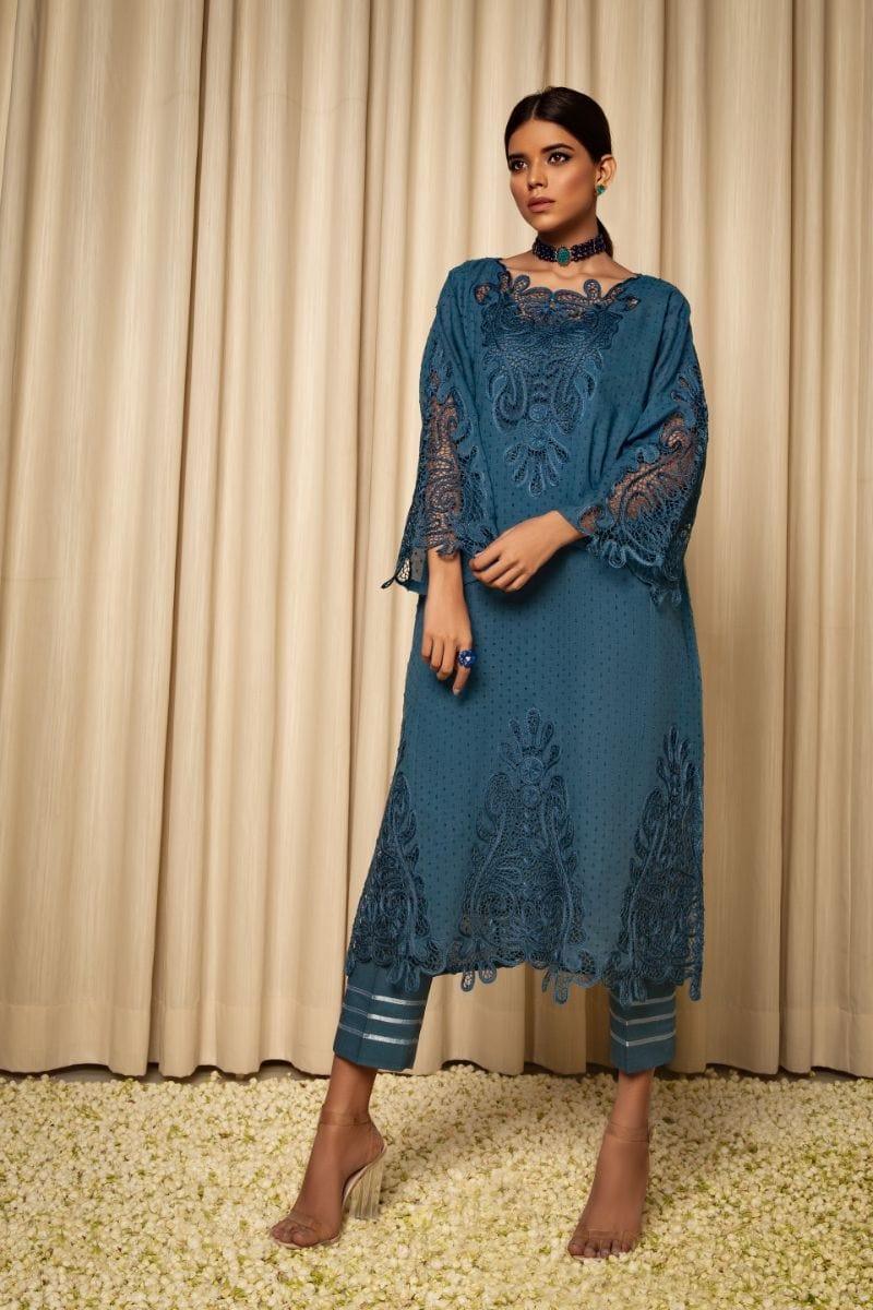 Sanam Chaudhri - Dark Blue Samar - SV02-04