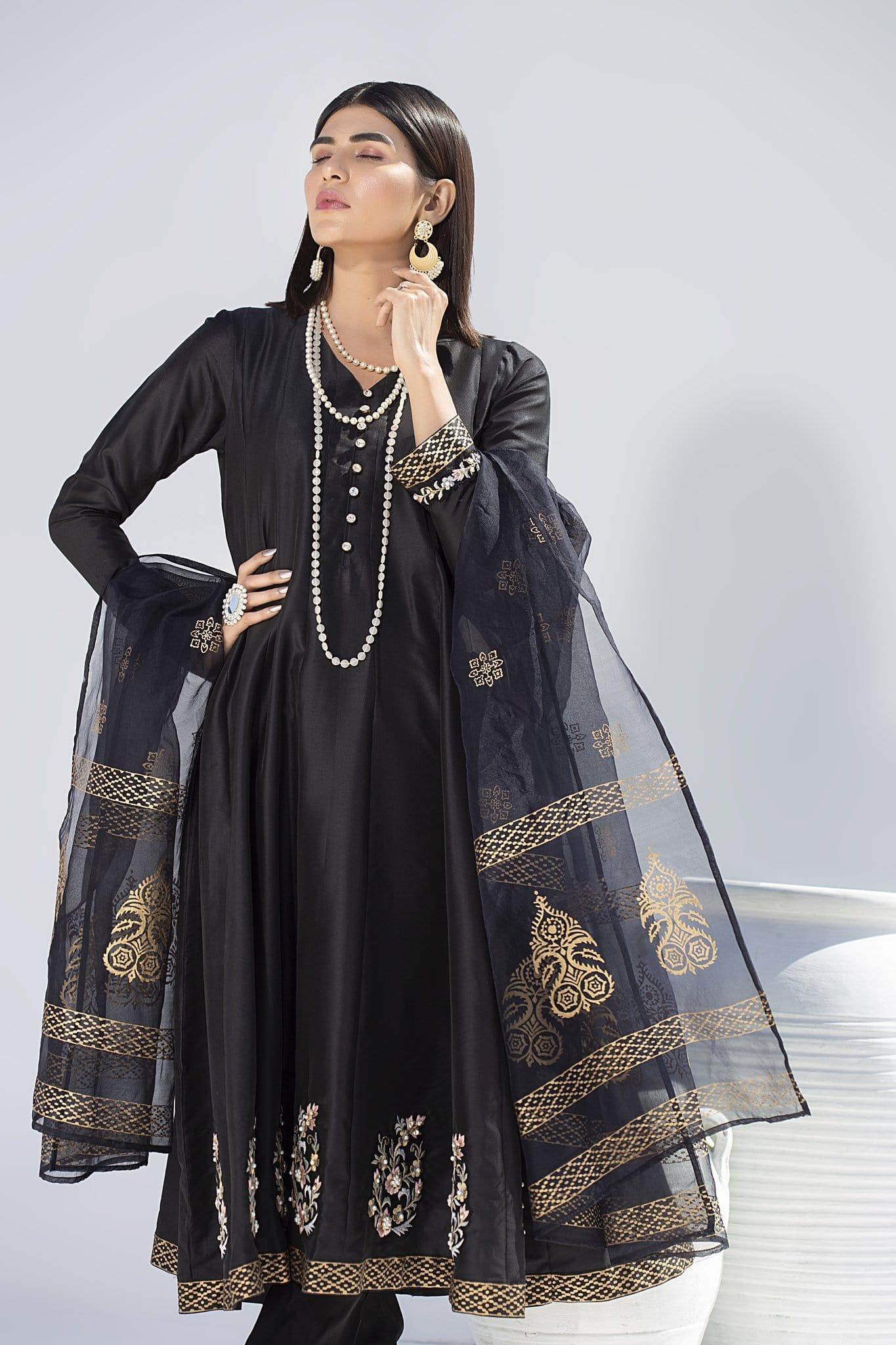 Aisha Fatema - Sleek Black - 1004