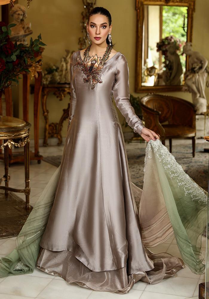 Nilofer Shahid - Queen Tsarina