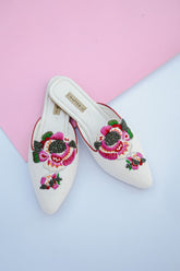 Chapter 13 - Red Rose - White - Mule