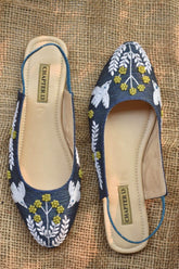 CHAPTER 13 - Dove - Sandals - 19947 - Blue - Studio by TCS