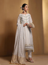 Oaks - Embroidered Suit Pret Masoori Light Green - 3 Piece