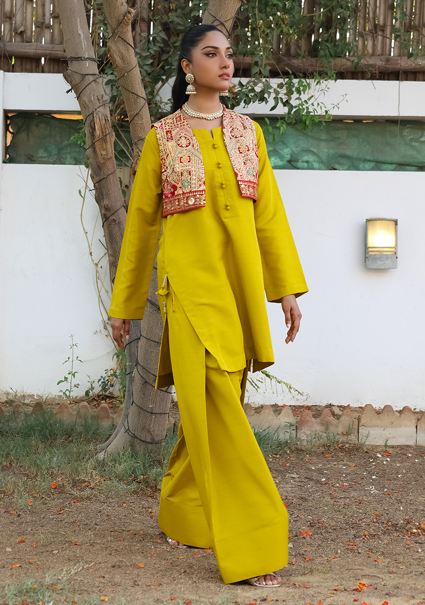 Huma Adnan - Sahar - Mustard - Raw Silk - 3 Piece