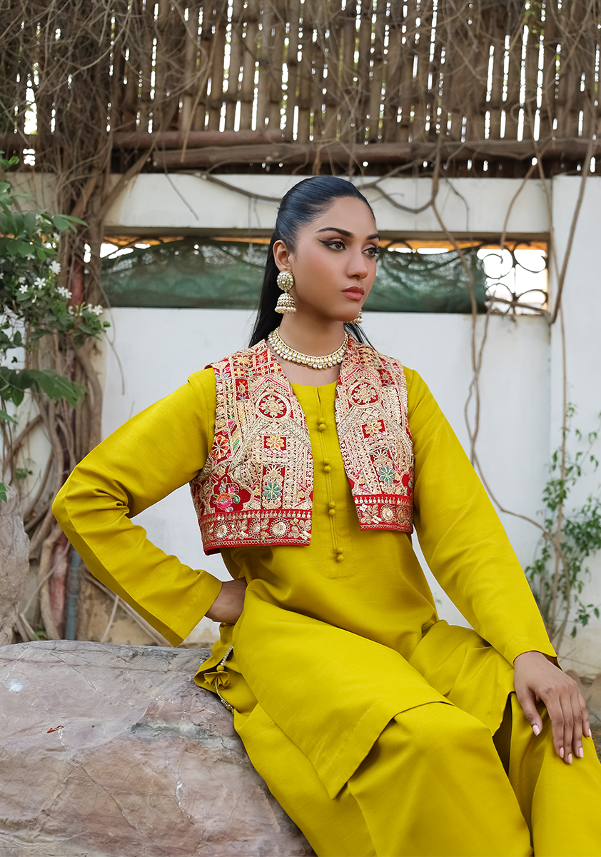 Huma Adnan - Sahar - Mustard - Raw Silk - 3 Piece