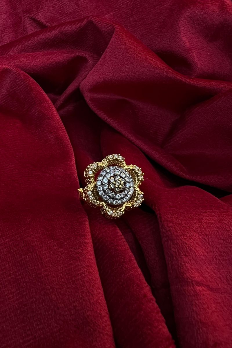 Hemohandicrafts- Chamoion Gold - Champion
