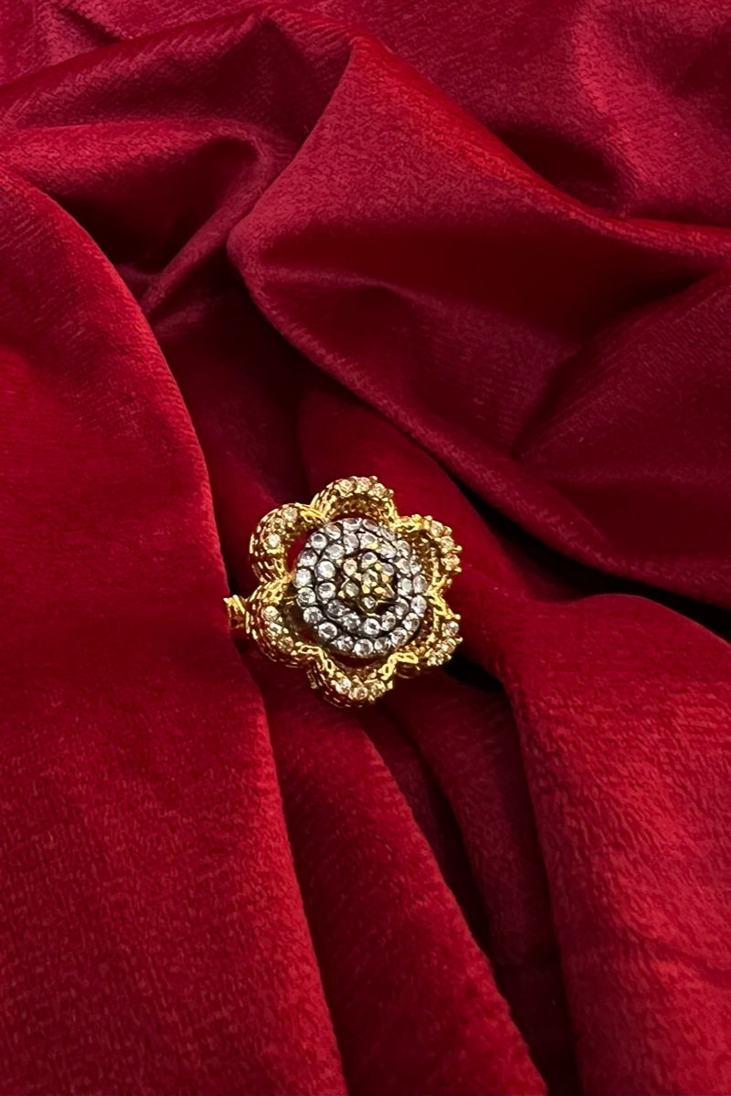 Hemohandicrafts- Chamoion Gold - Champion
