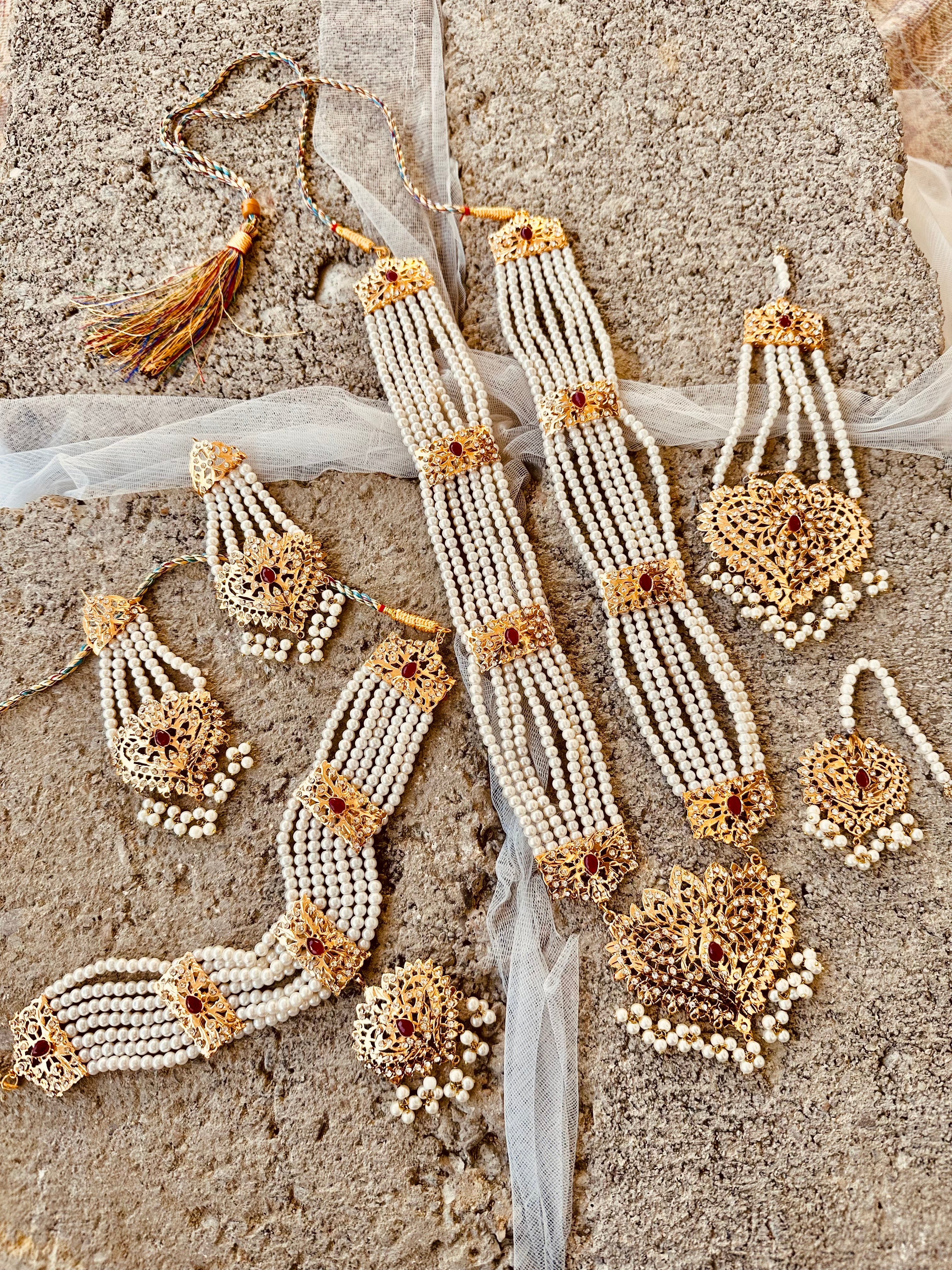 Made for Her - Hyderabadi Heritage Bridal Set - WM1041