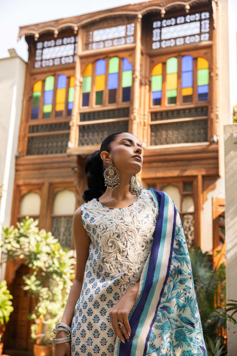 Shehrnaz - Neelofar - SHK-1426 - Off white - Korean Silk - 3 Piece