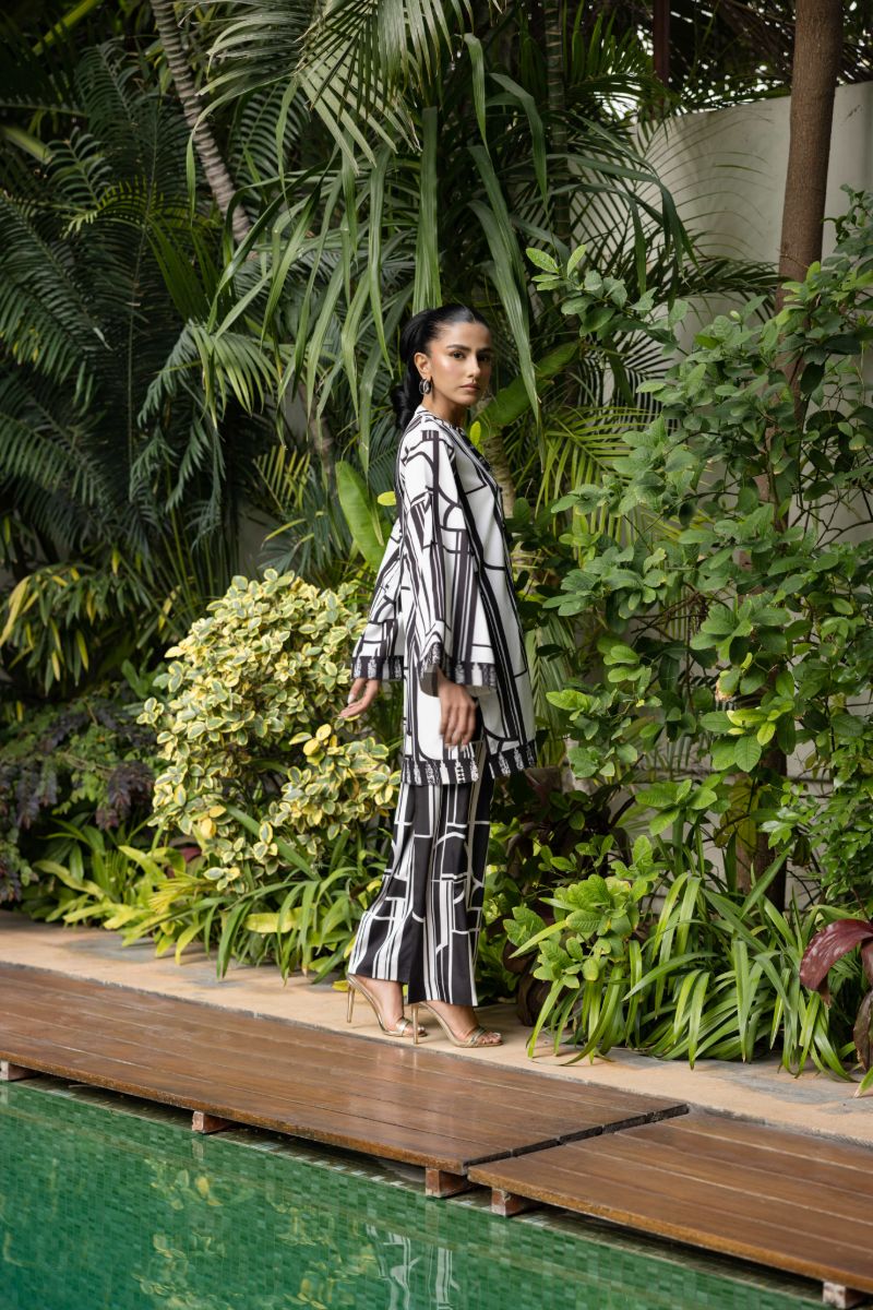 Shehrnaz - Noor - SHK-1432 - Black / White - Crepe Georgette - 2 Piece