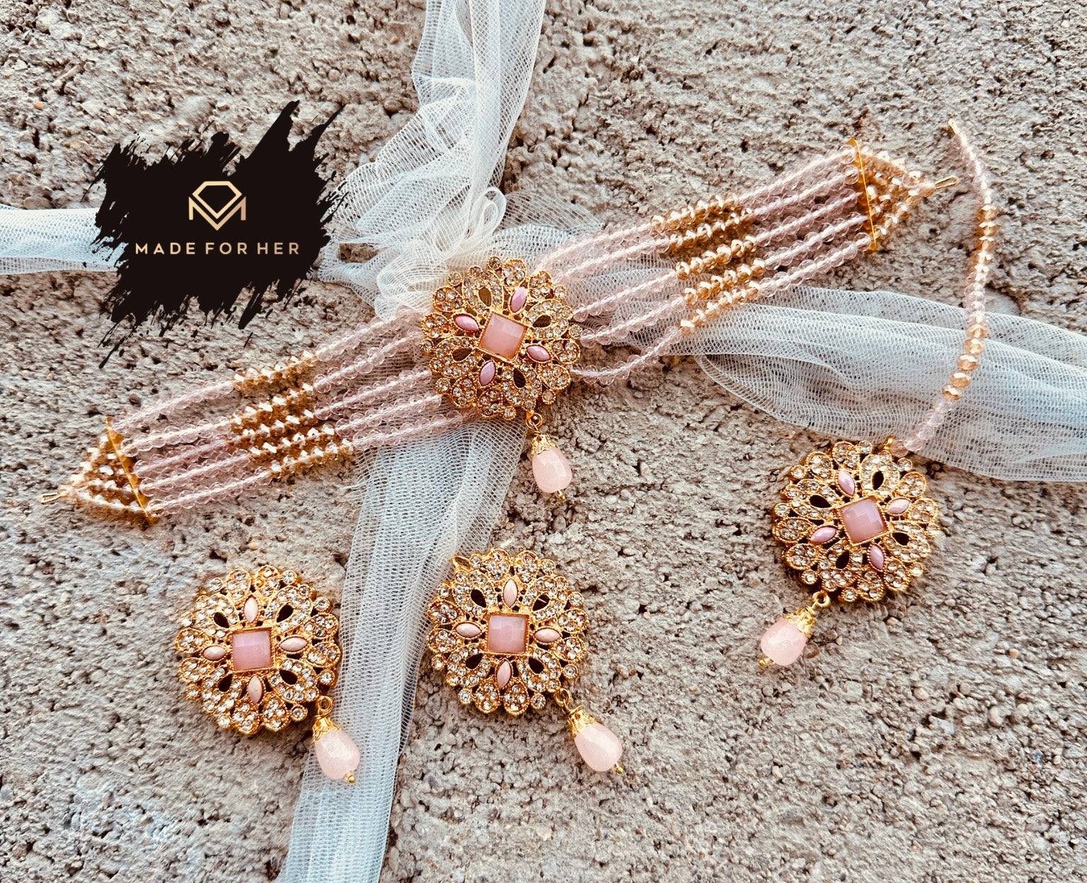Made for Her - Nureh Delicate Choker Set - KAHD1010