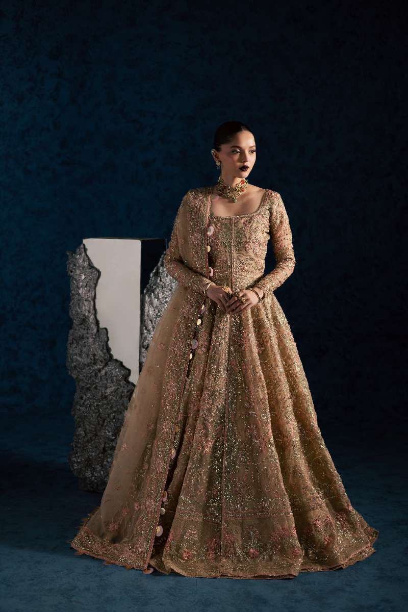 Maria Osama Khan - Nisbat Baige Organza / Raw Silk Lehnga Suit For Women - 4 Piece