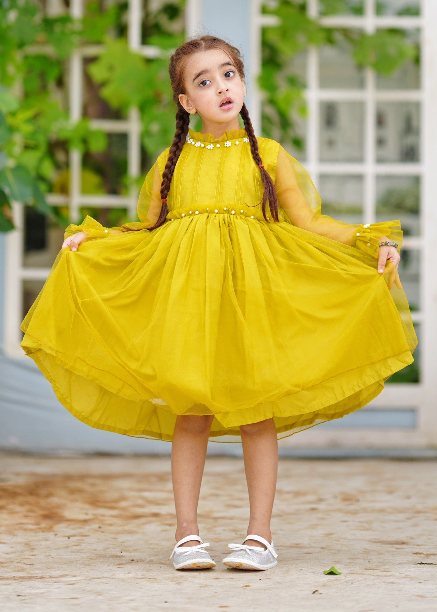 Modest - Olive