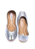 JootiShooti - Plain Silver Khussa