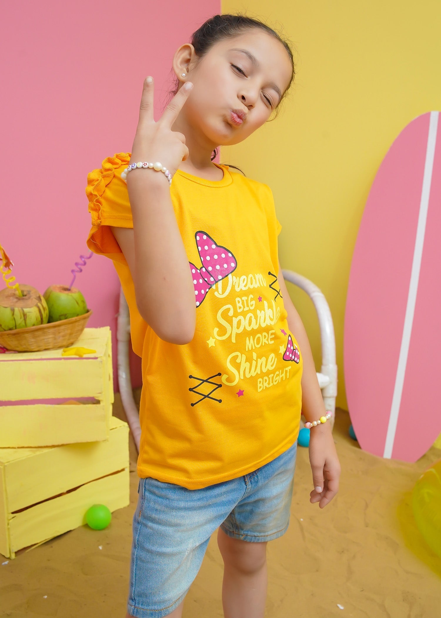 Modest - Shine Bright Graphic Tee - Jersey - 1 Piece
