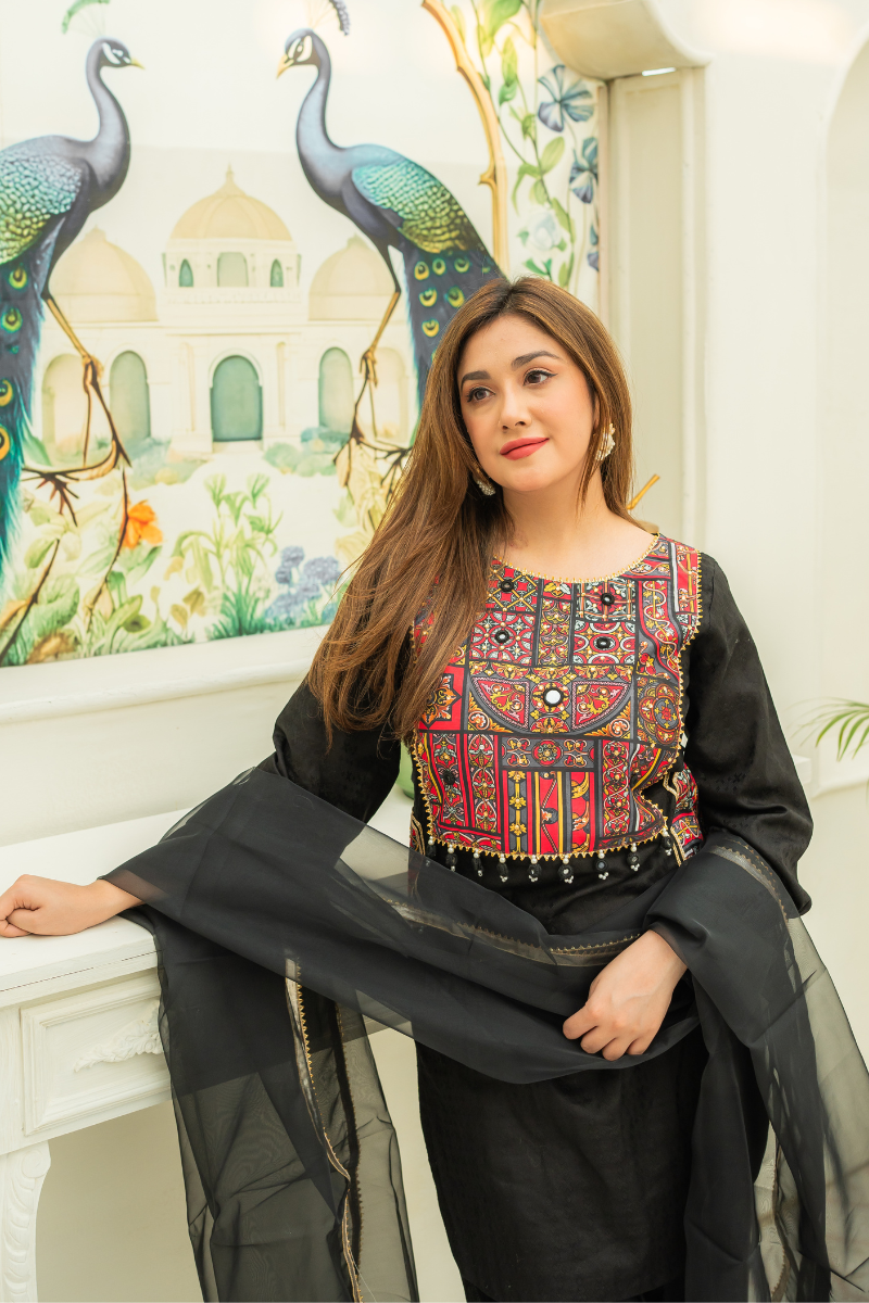 Zahra Ahmad - ST-174 - Black - Lawn - 3 Piece