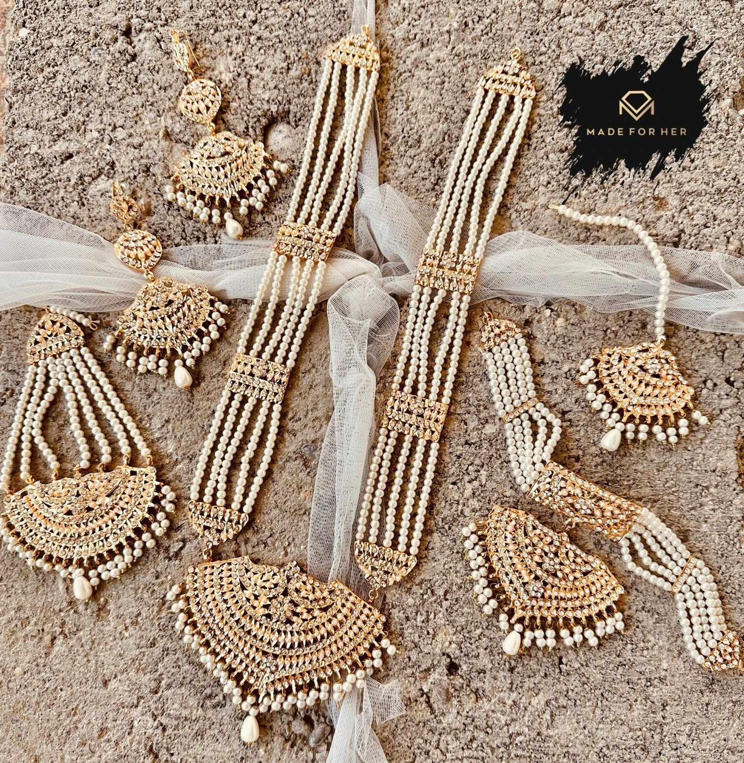 Made for Her - Nizami Mehraab Bridal Set - RAYN1006