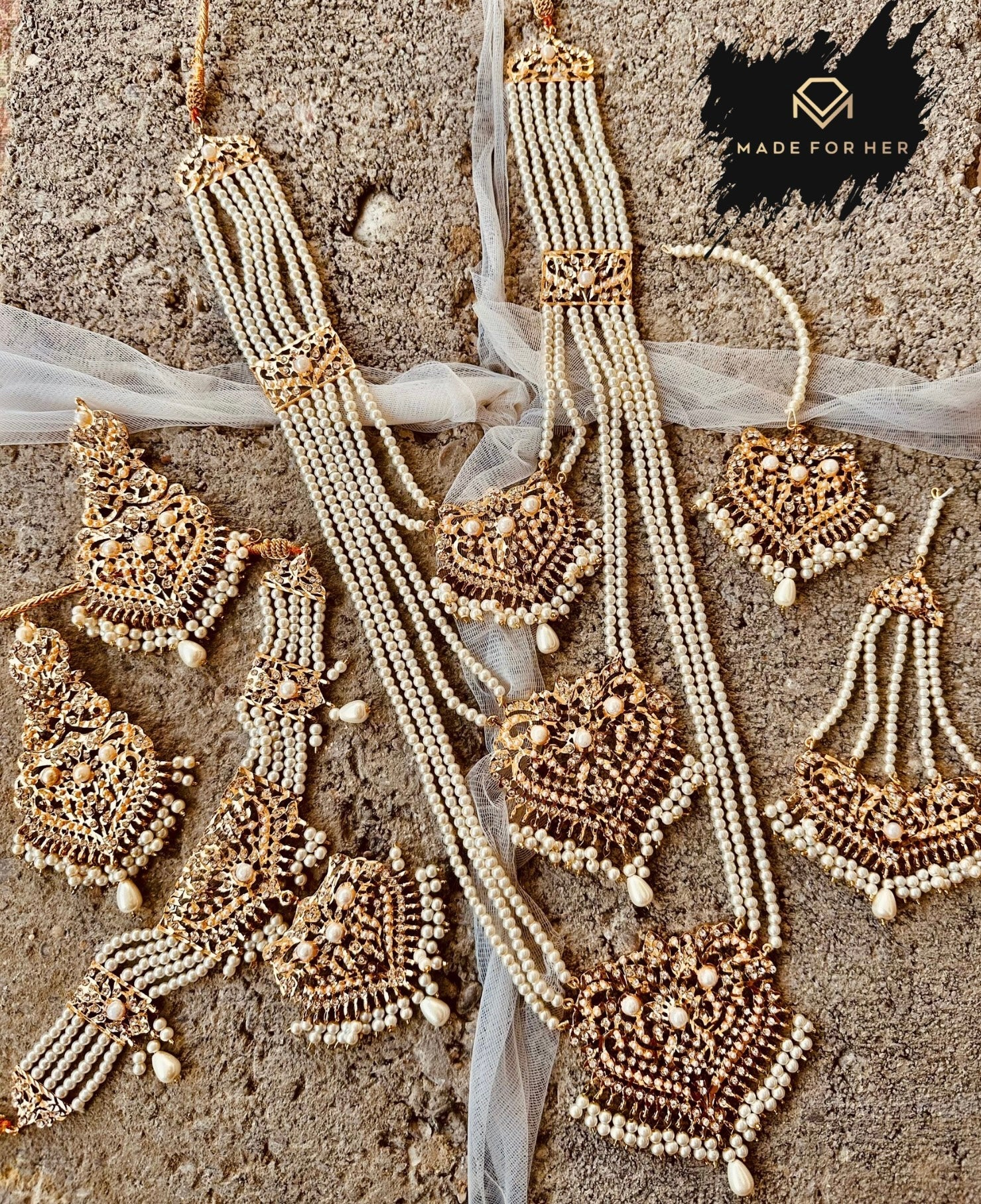 Made for Her - Hyderabadi Royal 3-Layered Bridal Set - RAYN1004
