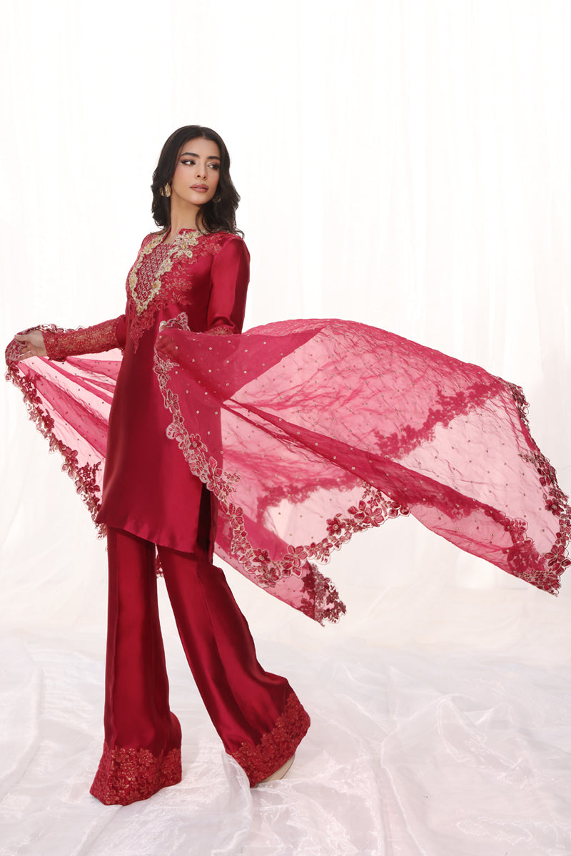Musferah Saad - Carmina - Cherry Red - Tissue Silk & Organza - 3 Piece