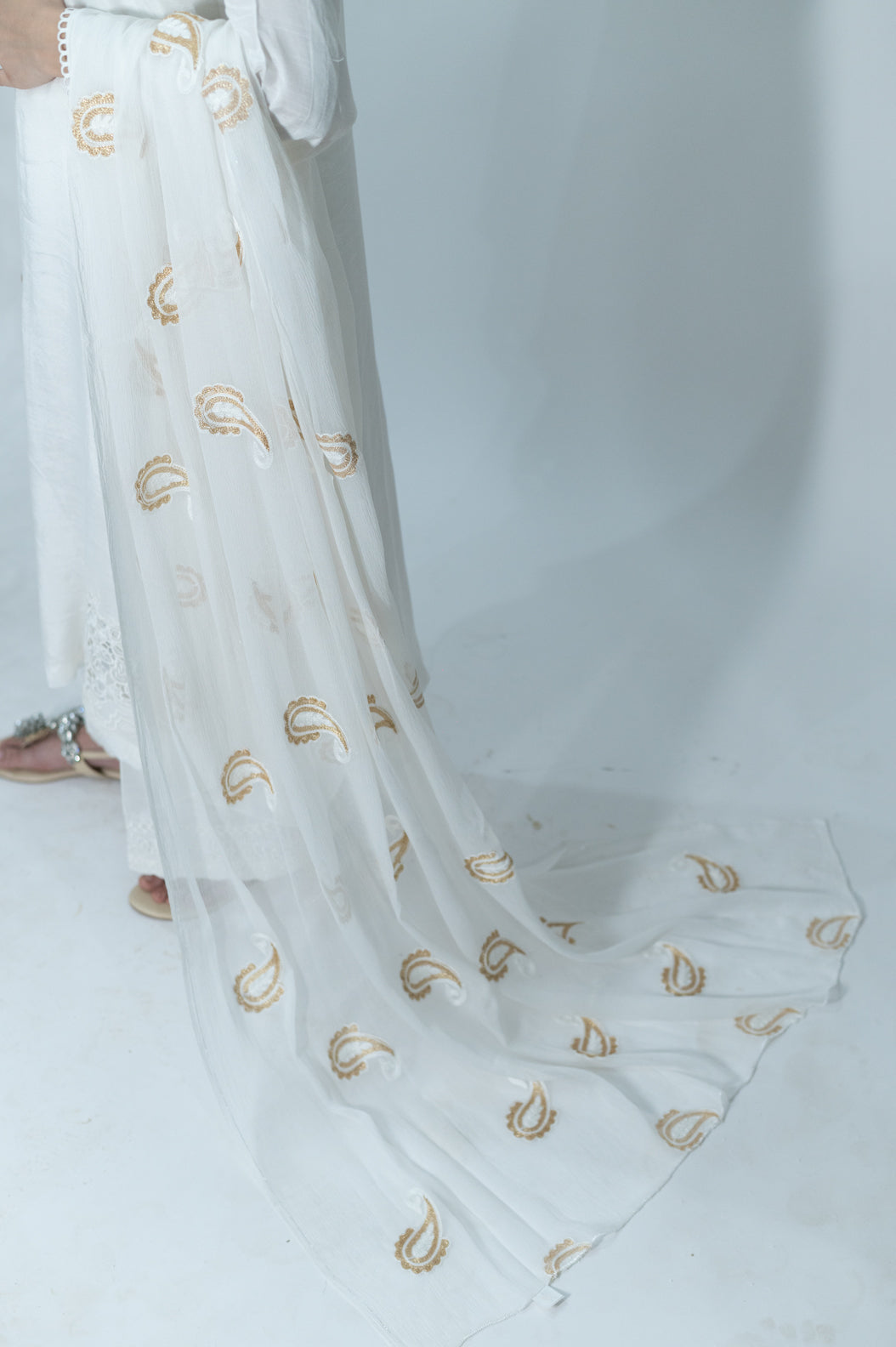 Alifyay - White - 1 Piece