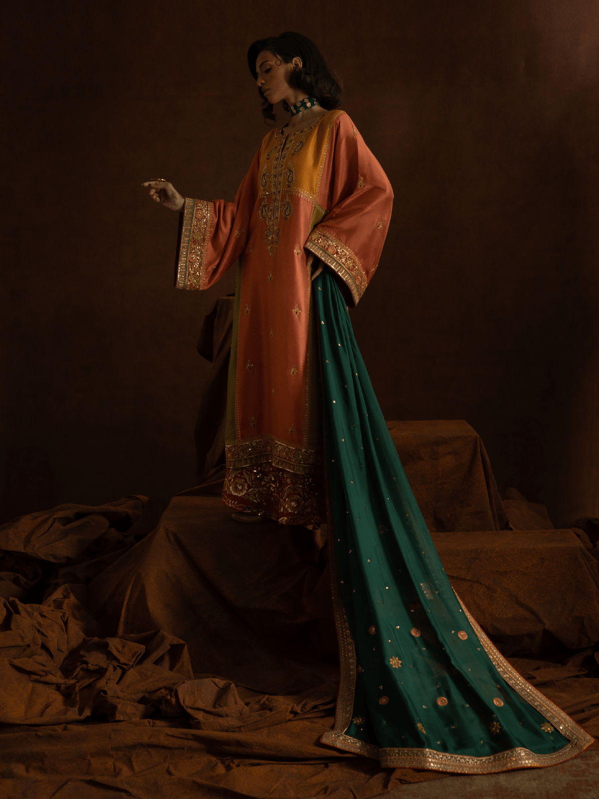 Sanam Chaudhri Jahanray Brown 2 Piece