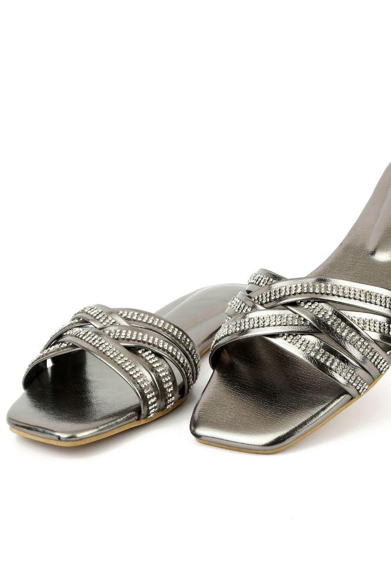 EazeStep - Shiny Silver - Studio by TCS