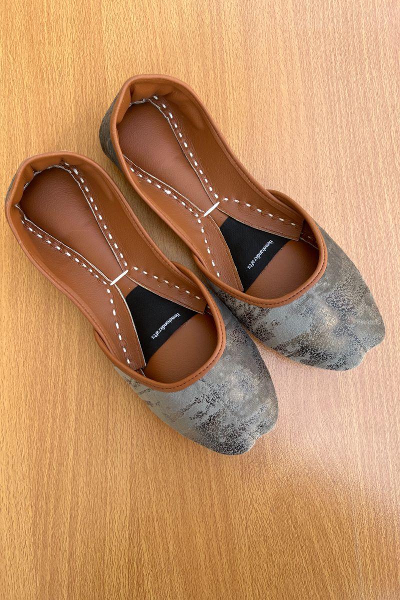 Hemo Handicraft - Eagle Grey