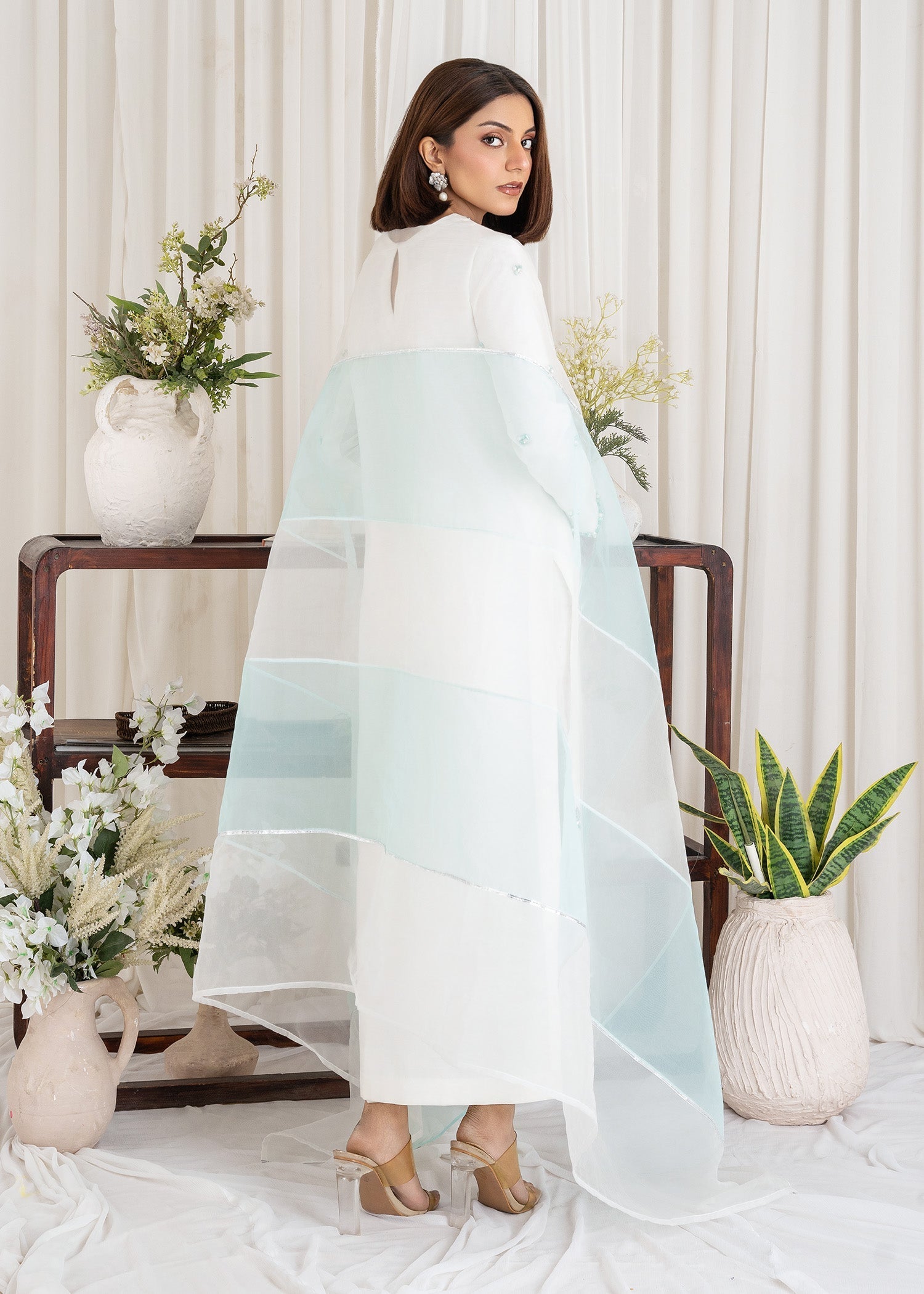 Allure by IH - CHARM - White - Raw Silk - 3 Piece