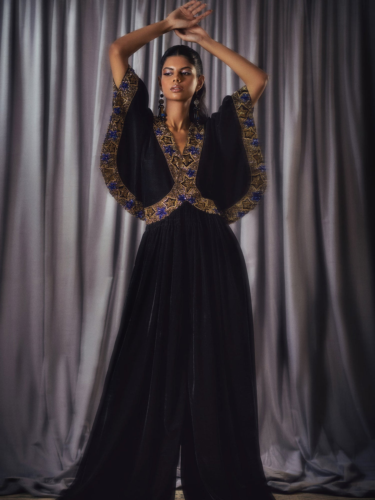 Sanam Chaudhri Taras Black 1 Piece