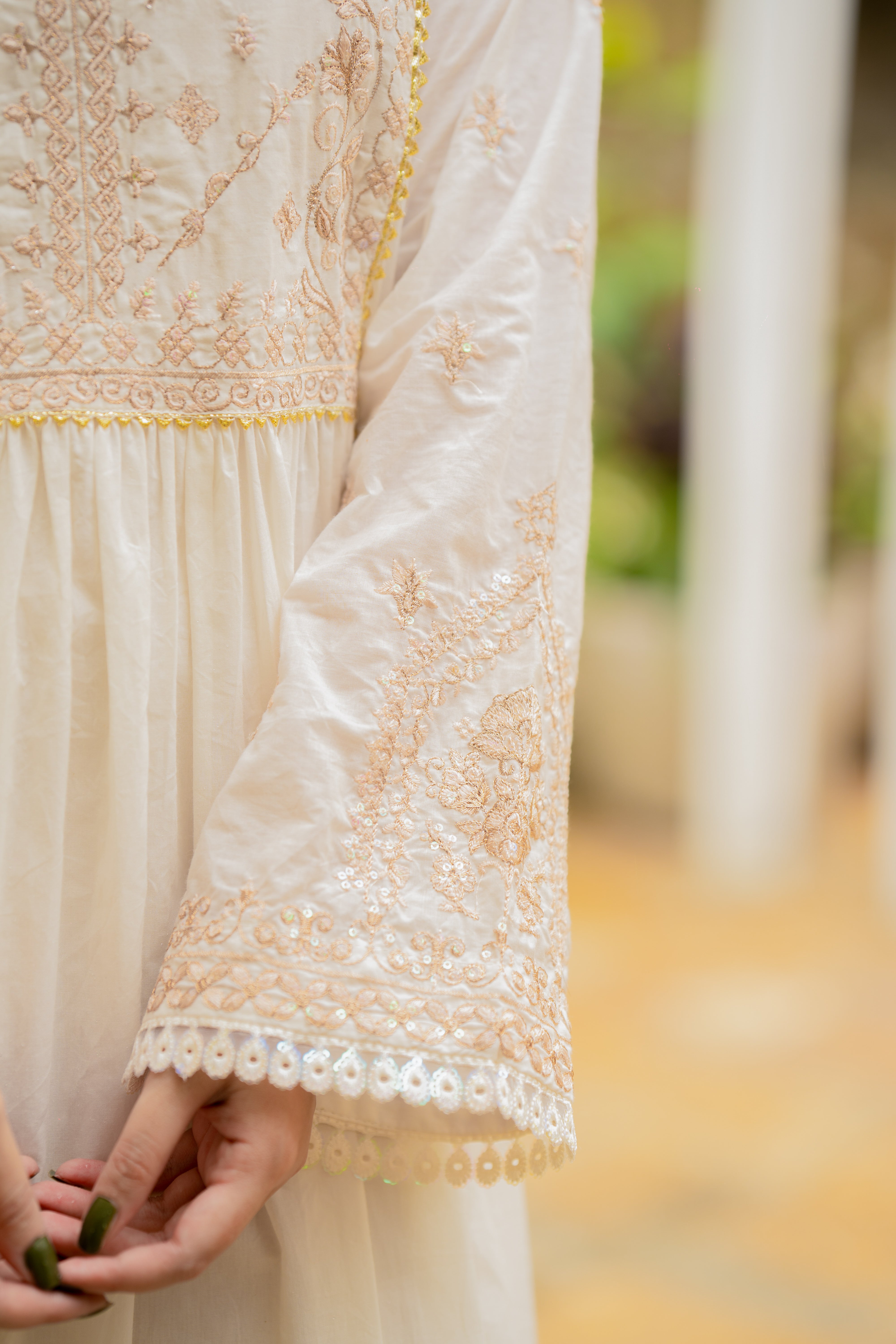 Omal by Komal - Naghma ( Frock & Dupatta ) - White - Lawn & Chiffon - 2 Piece