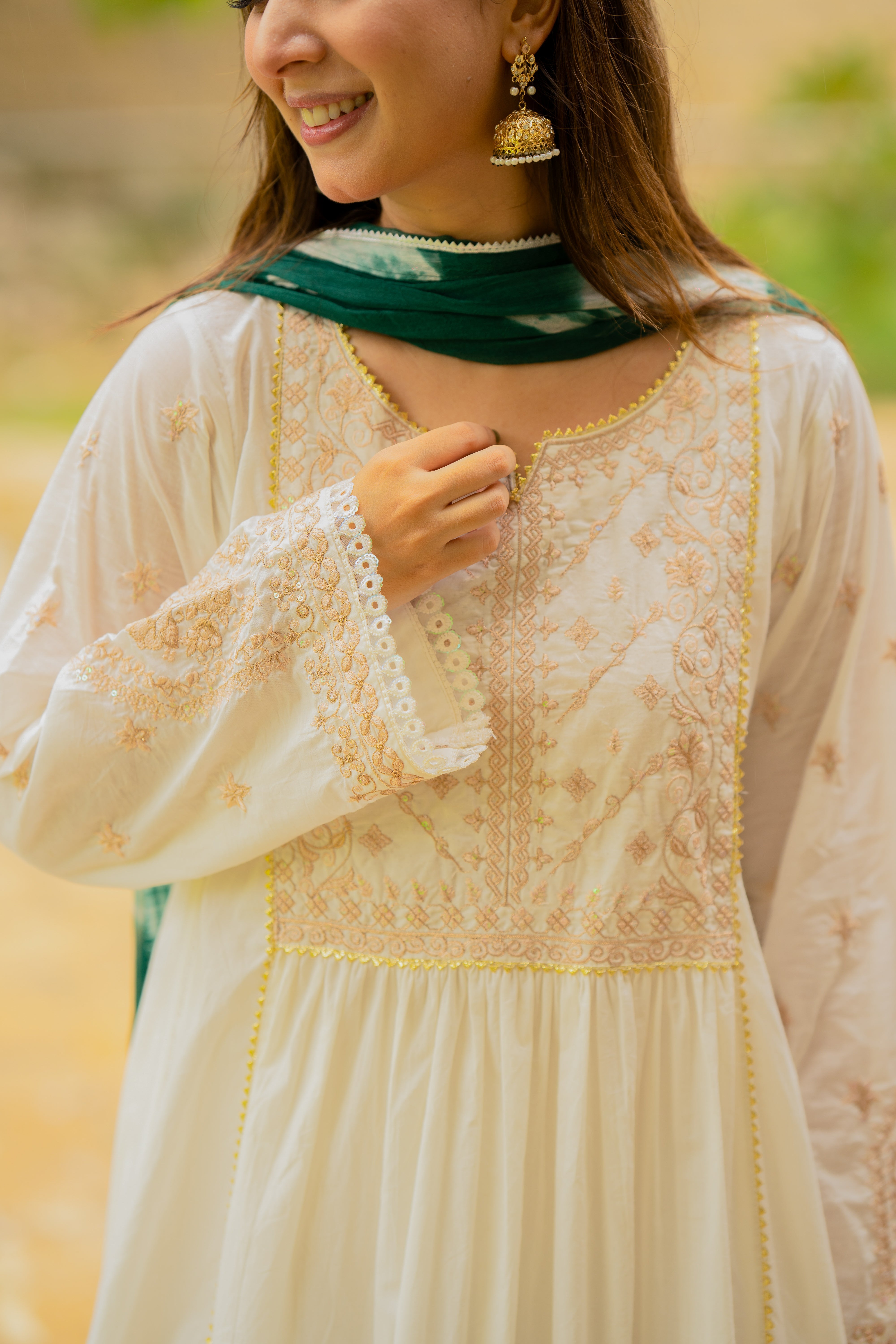 Omal by Komal - Naghma ( Frock & Dupatta ) - White - Lawn & Chiffon - 2 Piece