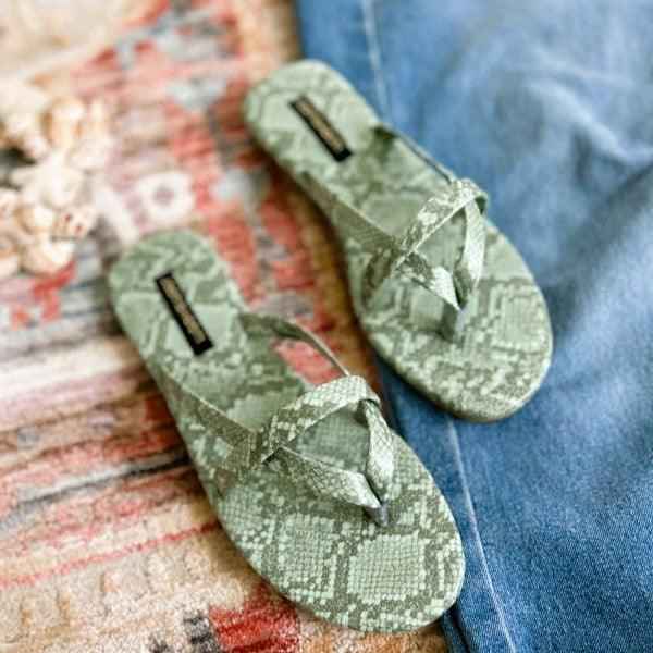 JootiShooti - Mint Green Ash Slides