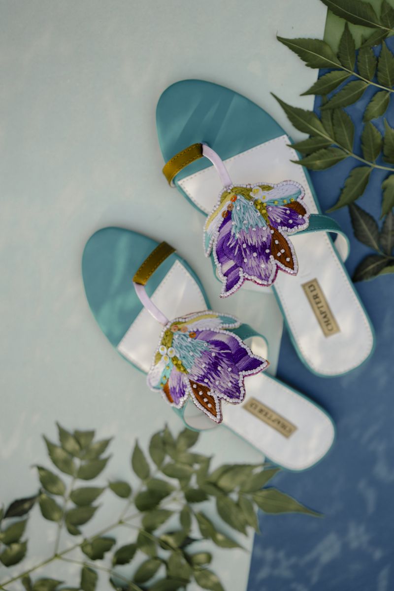 CHAPTER 13 - Ocean Orchid - Teal - Kohlapuri - 19211
