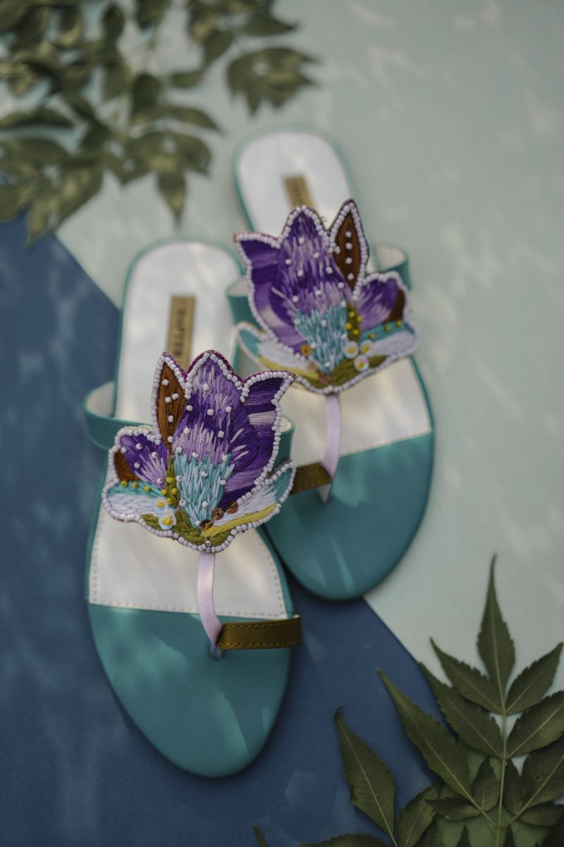 CHAPTER 13 - Ocean Orchid - Teal - Kohlapuri - 19211