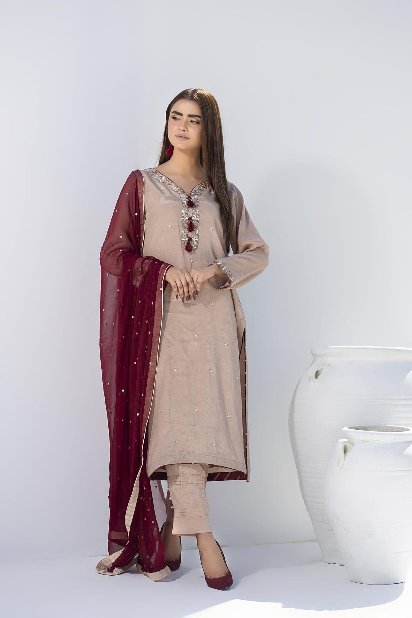 Aisha Fatema - Fawn Elegance - 1013
