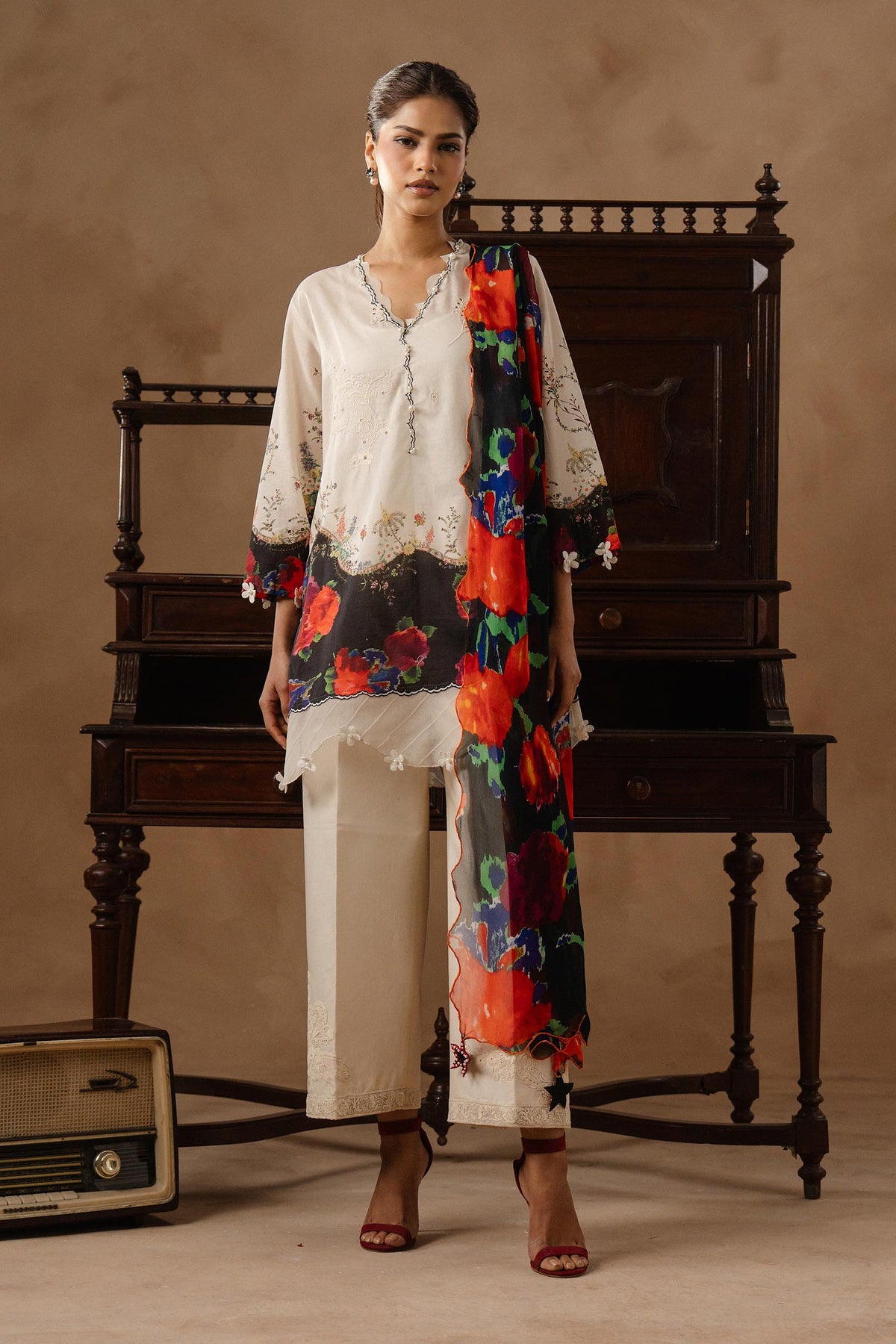 Sana Safinaz - Muzlin Lawn Unstitch Suit For Women - 3 Piece