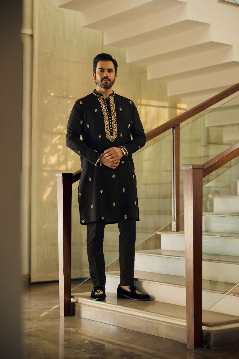 Deepak Perwani - Fine Crisp Kurta Pajama For Men - Black - 2 Piece