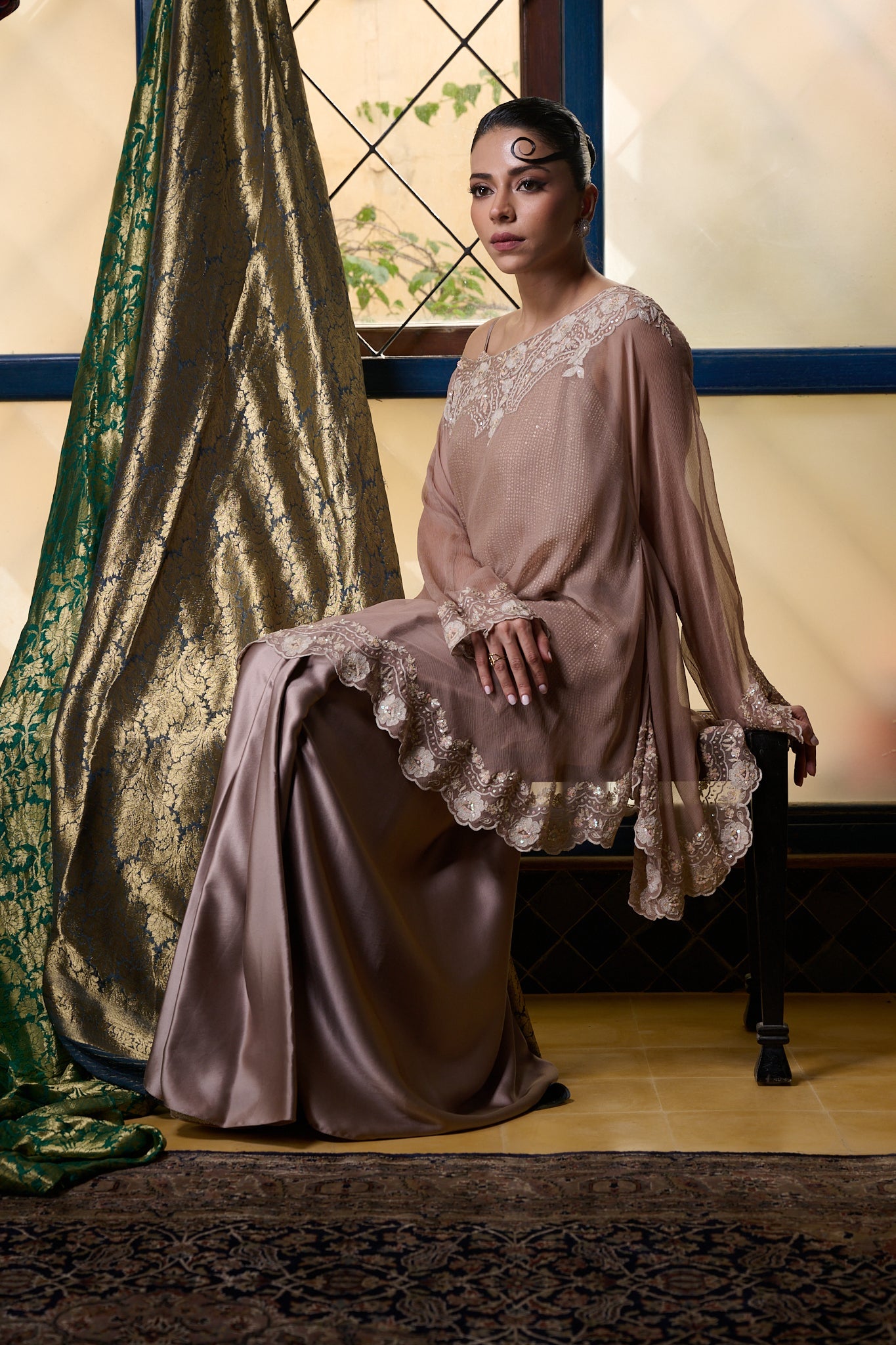 Maheem Khan - Venetian Lace  - DUSTY PINK - BLENDED SILK - 3 Piece