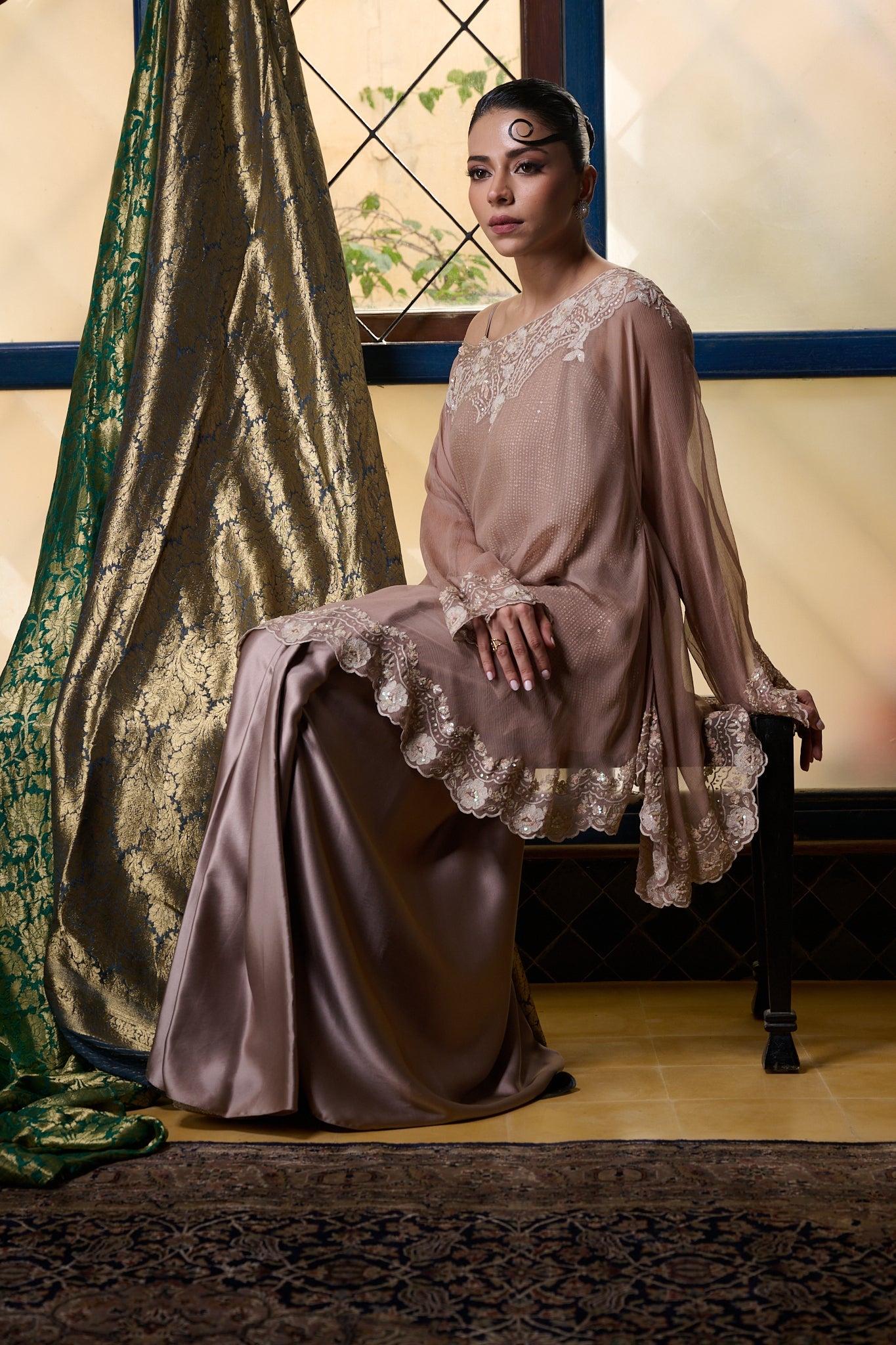 Maheem Khan - Venetian Lace  - DUSTY PINK - BLENDED SILK - 3 Piece
