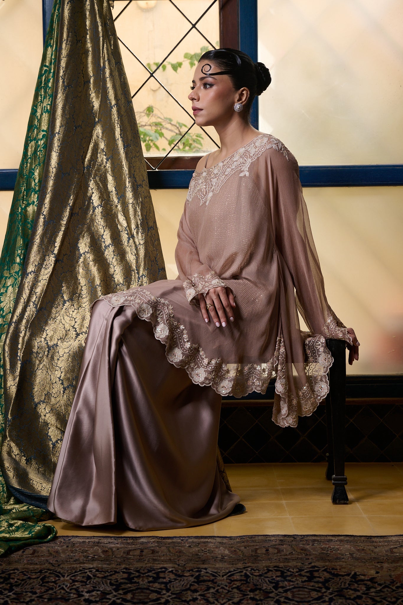 Maheem Khan - Venetian Lace  - DUSTY PINK - BLENDED SILK - 3 Piece