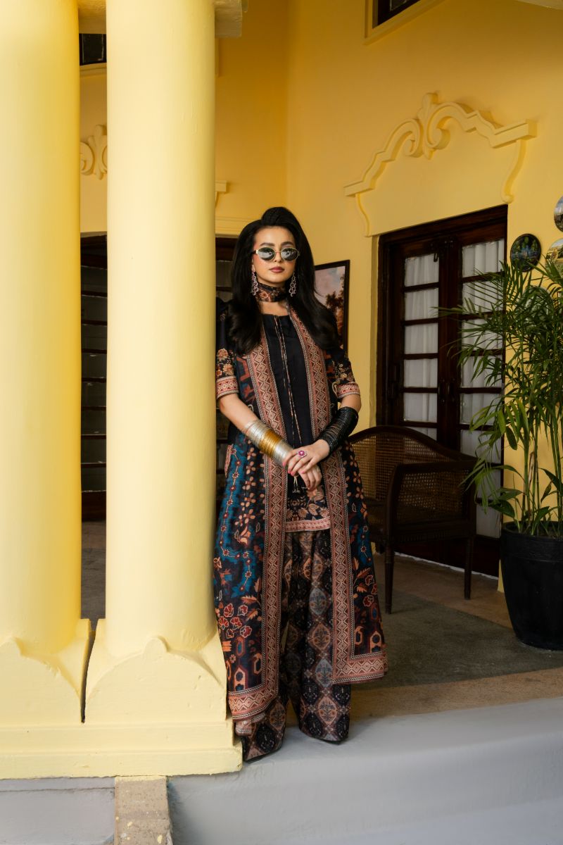 Maria Osama Khan - Nazia  - black - Lawn & Monark silk - 3 Piece