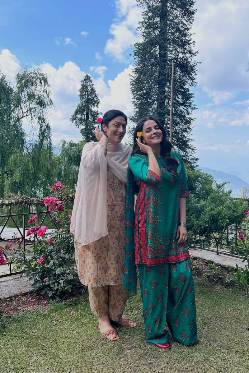 Saba Qamar Zaman in Vivian by Maria Osama Khan- Green - Grip Silk & Tissue Silk - 3 Piece