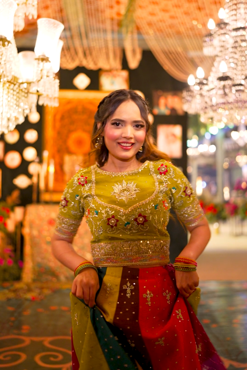 Anayra Amal - Dastak - Multi Color - Korean Silk
& Organza - 3 Piece