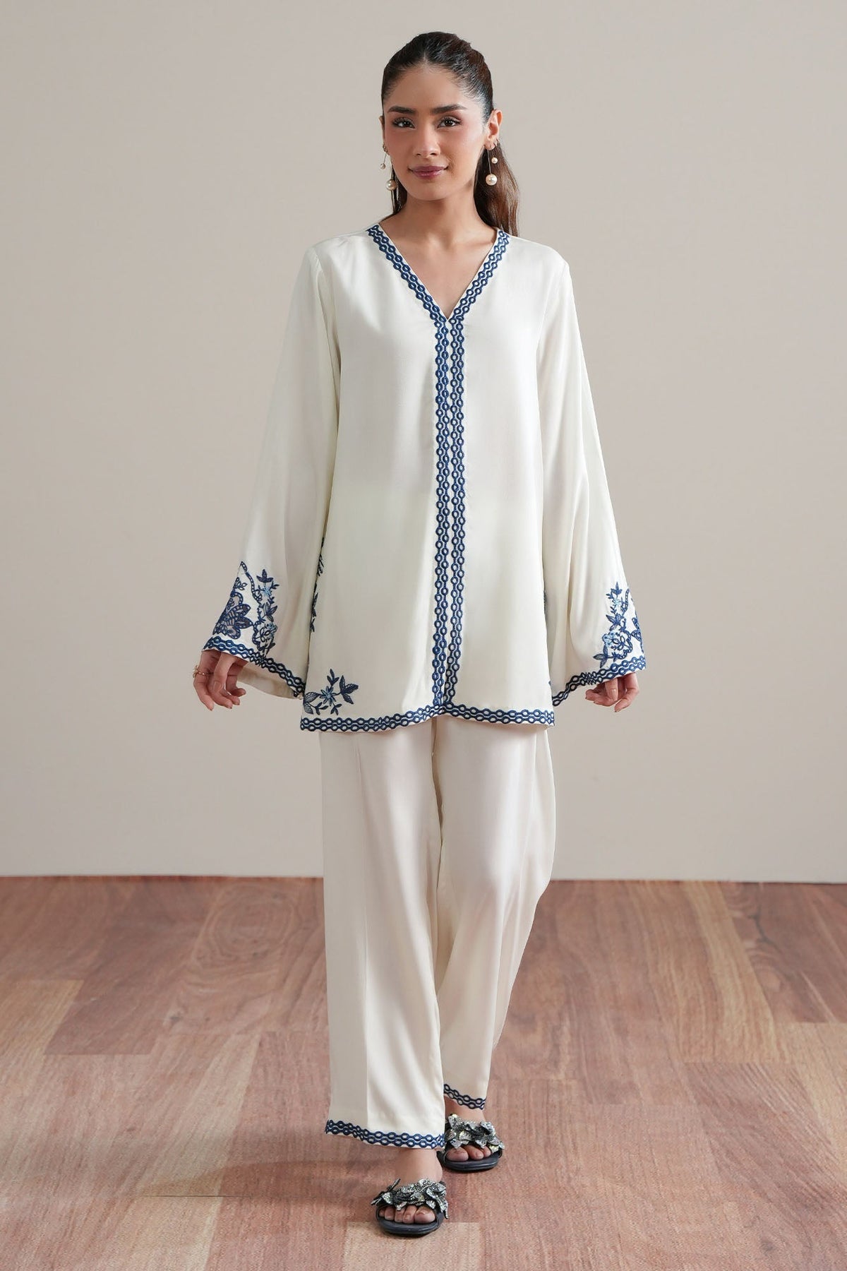 Cross Stitch Ivory Duo 2 Piece Suit White