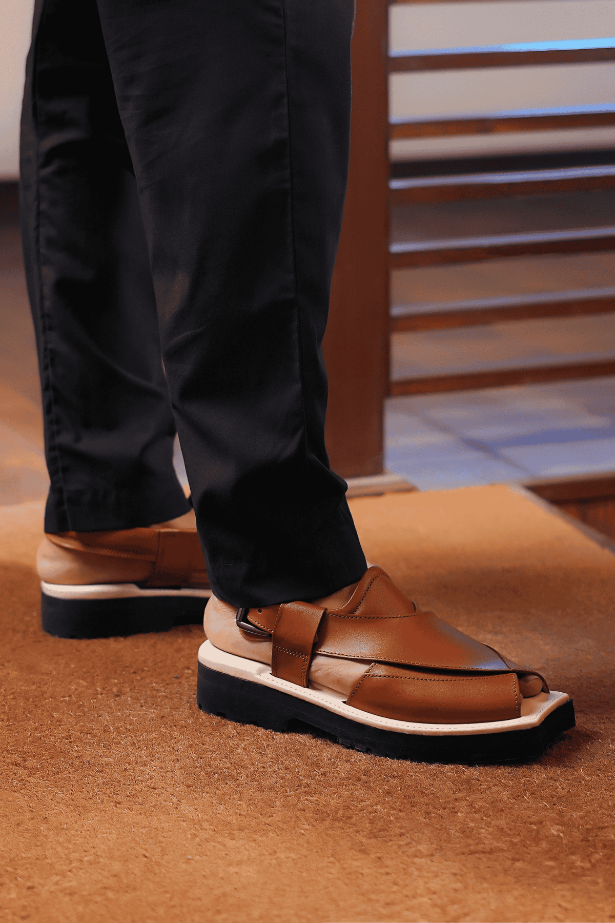 Navado - Kaptaan Chappal Brown For Men