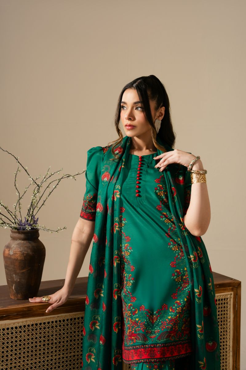 Saba Qamar Zaman in Vivian by Maria Osama Khan- Green - Grip Silk & Tissue Silk - 3 Piece